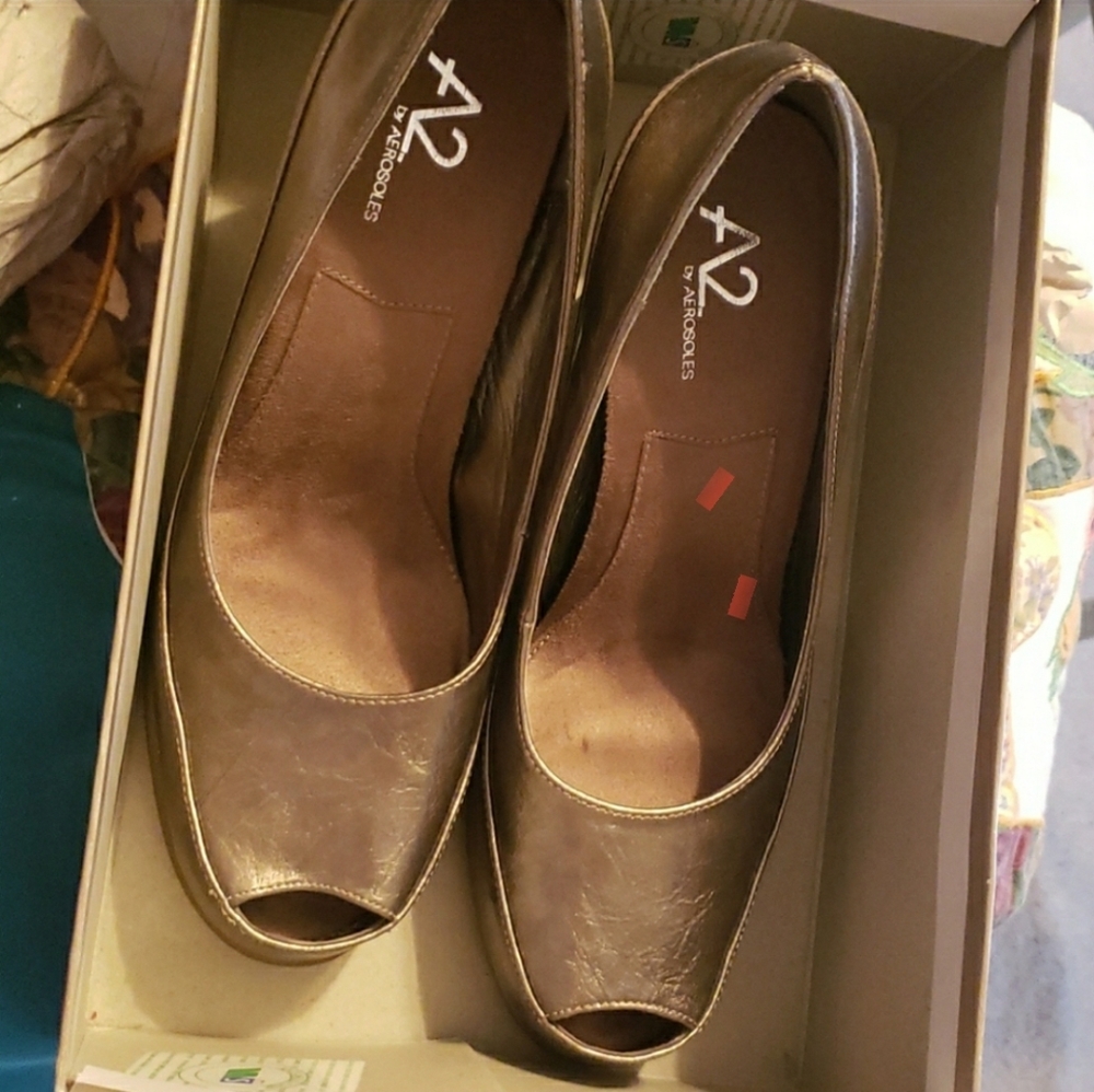 LADIES DRESS SHOES